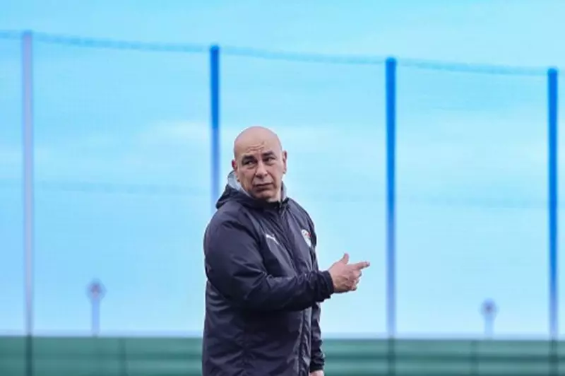 حسام حسن يكشف حقيقة استفزازه لجماهير المغرب 